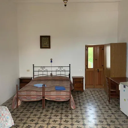 La Pergola Aparthotel 3*