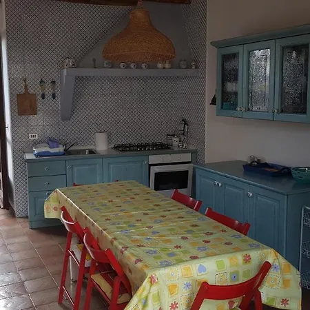 Apart Otel La Pergola Stromboli