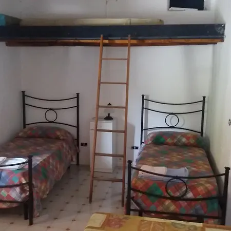 Apart Otel La Pergola Stromboli